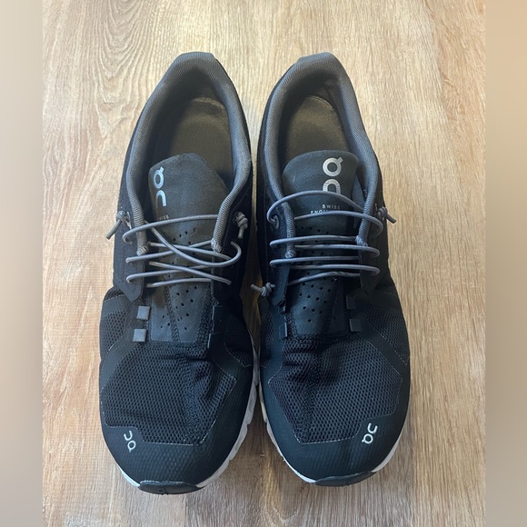 On Cloud 5 Running Shoes - Picture 4 of 9